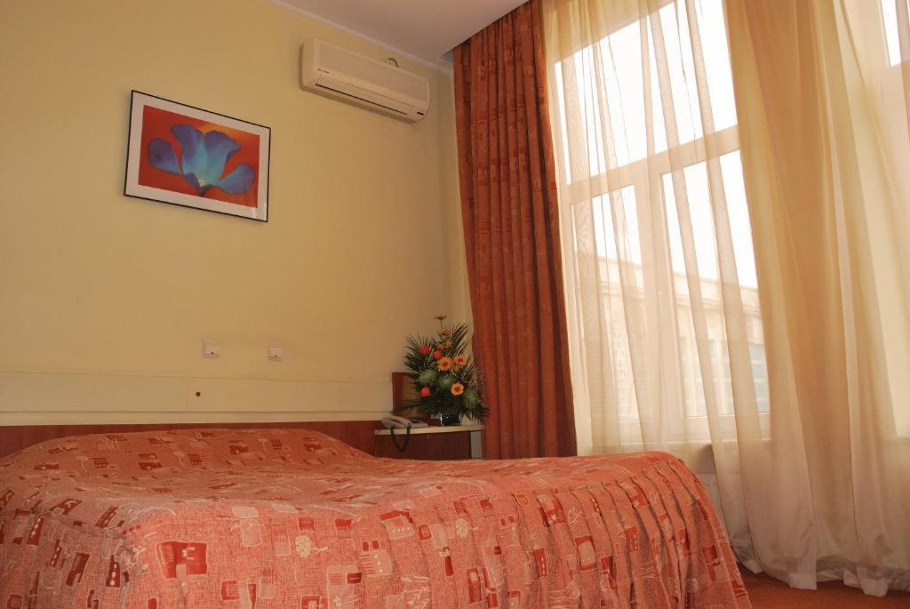 Hotel Astoria City Center Iasi Extérieur photo