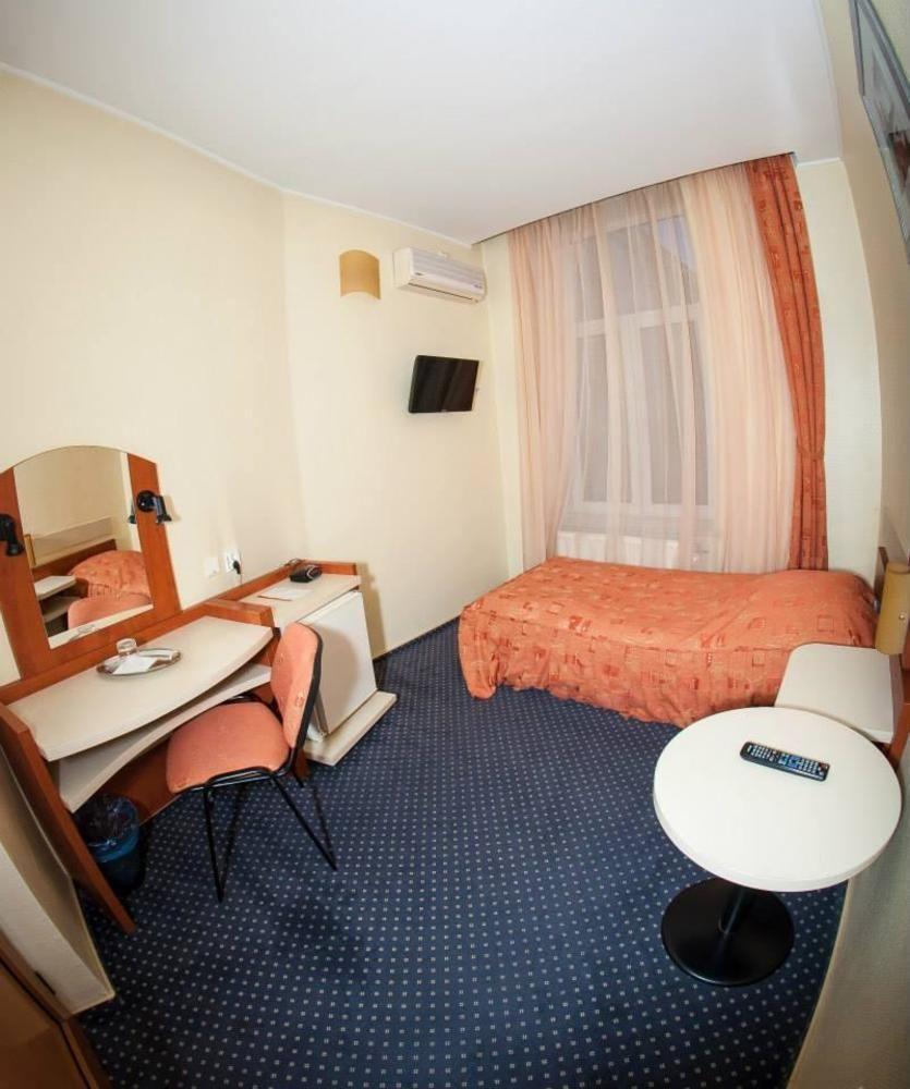 Hotel Astoria City Center Iasi Extérieur photo