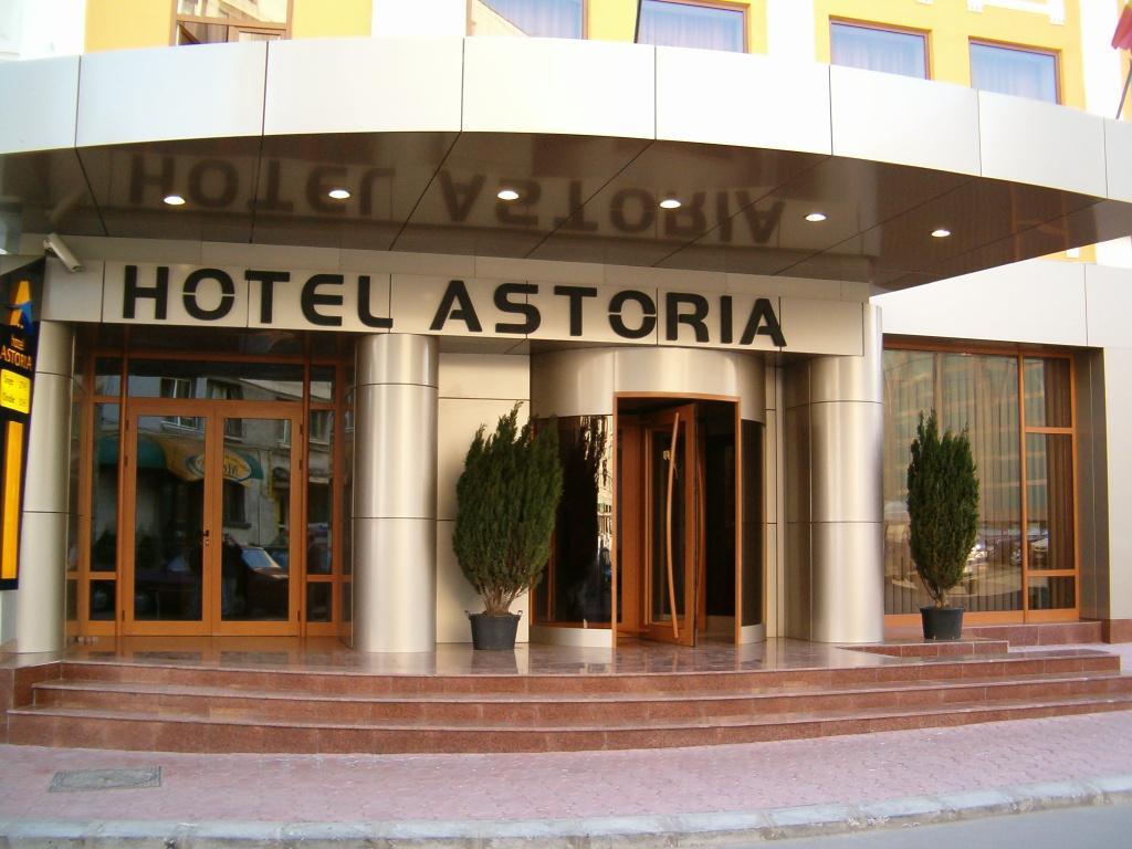 Hotel Astoria City Center Iasi Extérieur photo