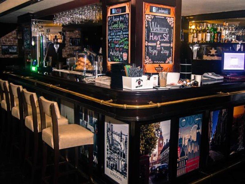 Hotel Astoria City Center Iasi Extérieur photo