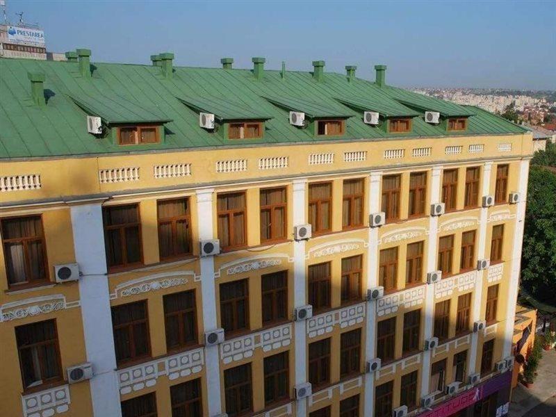 Hotel Astoria City Center Iasi Extérieur photo